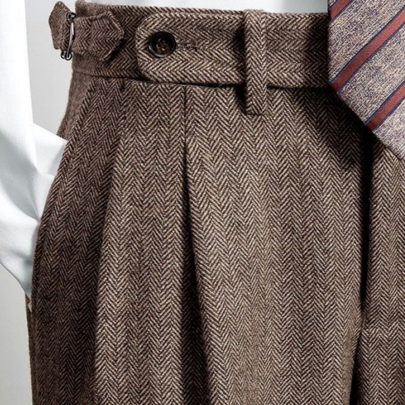 Schmale Tweed-Hose aus Wolle mit Fischgrätmuster